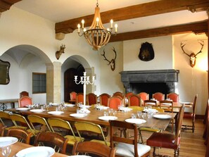House | Dining