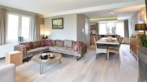 Fireplace, DVD player - Modern Holiday Home in Blankenberge Near Sea (Blankenberge)