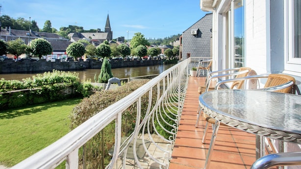 Balcony - Modern Holiday Home in La Roche-en-ardenne With Sauna (La Roche-en-Ardenne)