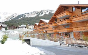 Exterior - Vintage Apartment in Morgins With Sauna (Troistorrents)