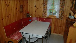 Dining - Detached Chalet, Terrace Overlooking Simplon Pass, Plenty of Peace and Nature (Birgisch)