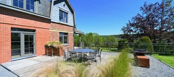 杜尔布伊的度假屋带花园和烧烤