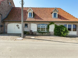 Exterior - Luxury Furnished Apartment in West Flanders (Heuvelland)