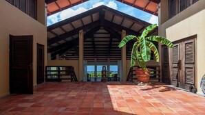 Unclassified image, 4 of 39, button - Villa with Swimming Pool & Great Sea View near Center of Kralendijk on Bonaire (Kralendijk)