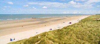 Villa, two Bathrooms and a Washing Machine, Near Ostend