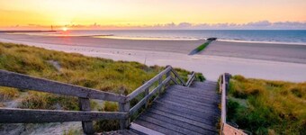 Villa, two Bathrooms and a Washing Machine, Near Ostend