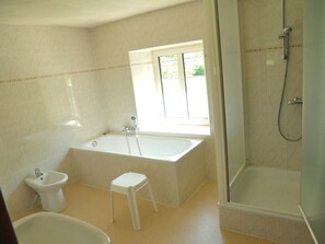 Bathroom - Holiday Home in Erezee With Sauna & Garden (Erezee)