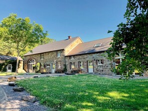 House | Garden - Holiday Home in Erezee With Sauna & Garden (Erezee)