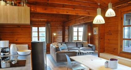Traditional Chalet with Sauna, Spa Tub, & Relaxation Space near La Roche