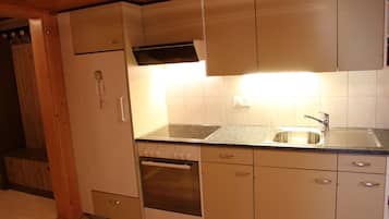 Oven