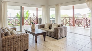 Villa | Living room