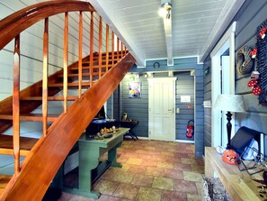 Reception - Beautiful, Atmospheric and Spacious Chalet With Sauna, Open and Covered Terraces and Garden (Durbuy)