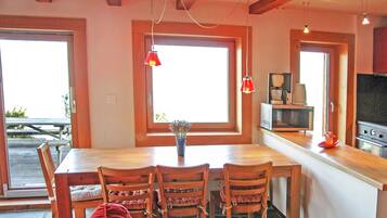 Chalet | Dining