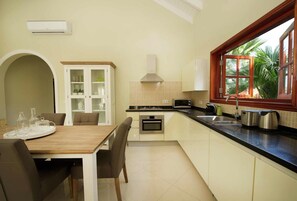 House | Private kitchen