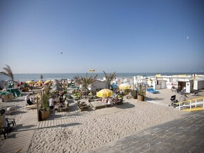 Beach - Comfortable Studio With a View Over the City (Blankenberge)