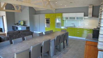 Chalet | Private kitchen | Highchair