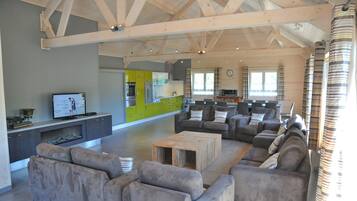 Chalet | Living room