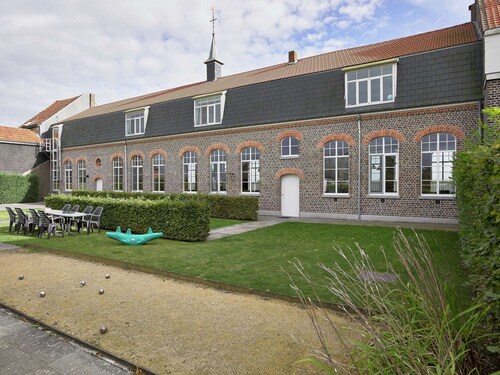 Oud Schooltje De Linde for Twenty Person