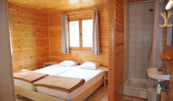 Chalet | 13 bedrooms, individually furnished