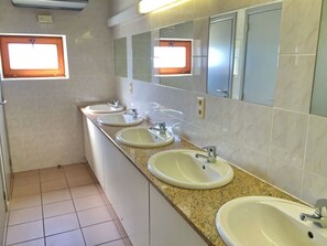 Ferienhaus | Badezimmer | Dusche