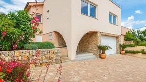Unclassified image, 3 of 33, button - Seaview Villa in Kornic Kvarner with Outdoor Hot Tub (Krk)