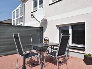 Apartment | Dining - Wohnung mit Terrasse in Warnkenhagen (Kalkhorst)