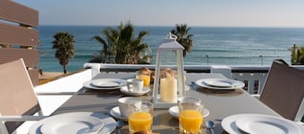 20 km from Barcelona from beach apartment