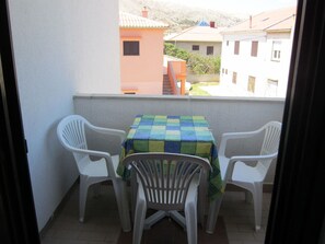 Balcony - Cozy House Apartment With Balcony and Barbecue for Use, Close to Sea and Town (Pag)