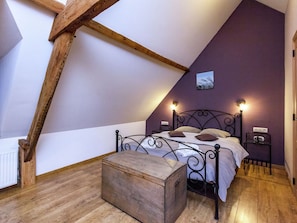 4 bedrooms, individually furnished - Authentic 18th Century Farmhouse with Fireplace near Bruges (Bruges)