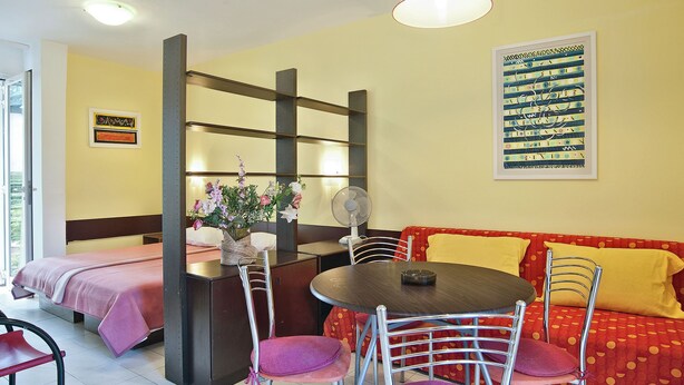 Apartment | Individually furnished, bed sheets - Homely Apartment in Rovinj Near Sea (Rovinj)