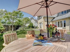 Balcony - Spacious Holiday Home in Croyde near Sea (Braunton)