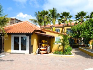 Exterior - Magnificent Holiday Home in Kralendijk With Terrace (Kralendijk)