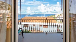 Unclassified image, 2 of 30, button - Beautiful Apartment in Drage With Private Terrace (Pakostane)