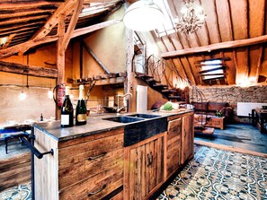 House | Private kitchen | Stovetop, highchair