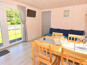 Dining - New Bungalow Near the Sea With Spa Tub, Terrace, Swimming Pool, Pond (Darlowko)
