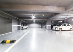 Aparcamiento sin asistencia gratuito