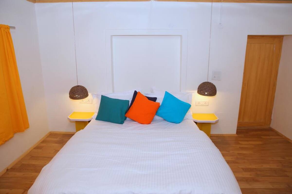 Wifi gratis y ropa de cama