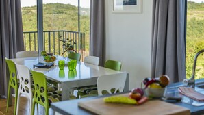 Villa | Dining