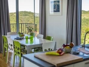 Villa | Dining