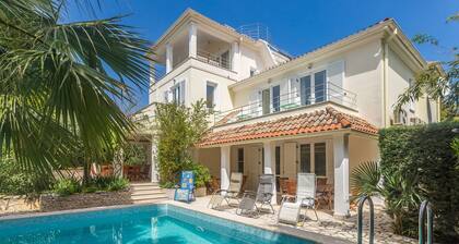 Beautiful Villa in Premantura With Private Pool and sea View
