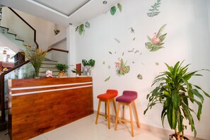 Reception - Five Homestay Da Nang - Hostel (Da Nang)
