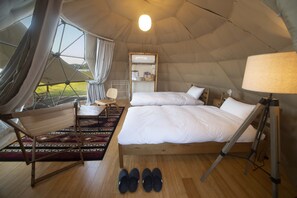 Comfort Tent, Non Smoking, Ocean View | Down comforters, in-room safe, blackout drapes, free WiFi - Wakka (Imabari)