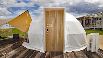 Comfort Tent, Non Smoking, Ocean View | Down comforters, in-room safe, blackout drapes, free WiFi