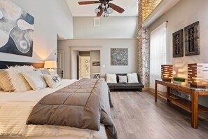 5 bedrooms, iron/ironing board, Internet, bed sheets - Luxe Condo w/ Game Area, Walk to Beach & Boardwalk (Wildwood)