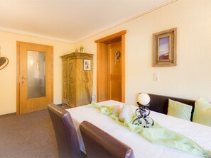 Living room - Modern Apartment in Tyrol Near Ski Area (Soelden)