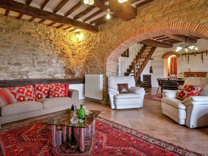 Villa | Living area