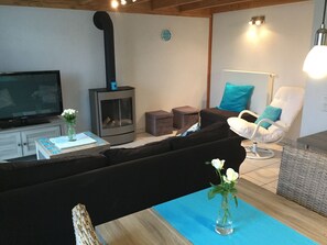 Fireplace, DVD player - Cozy Holiday Home in De Haan Near Beach (Wenduine)