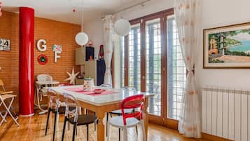 Vila | Tempat makan