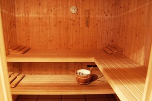 Bathroom - Renovated Mill in Bastogne Near Waterfall (Bastogne)
