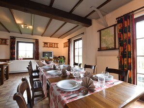 Dining - Spacious House With Panoramic View Over the Ourthe Valley (Houffalize)